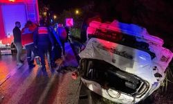 Kütahya-Gediz yolunda kaza! Araç takla atarak durabildi, yaralılar var