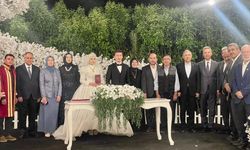 Milletvekili Karatutlu genç çiftin mutluluğuna ortak oldu