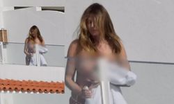 Model ve televizyon yıldızı balkonda üstsüz yakalandı