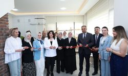 Onikişubat'ta kadınların seramik sergisi resmen açıldı!
