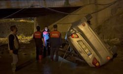 Osmaniye'de otomobil su kanalına uçtu: 3 yaralı