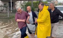 Osmaniye’de sel paniği! Evinde mahsur kalan 80 yaşındaki kadın kurtarıldı