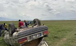 Otomobil takla atıp, şarampole devrildi: 1 ölü, 5 yaralı