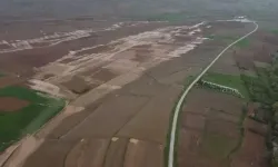 Sağanak etkili oldu: Evleri su bastı, tarım arazileri zarar gördü
