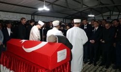 Şehit polis Emrah Koç memleketi Van'da toprağa verildi!