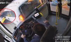 Otobüs şoförü uykuya daldı: Lise öğrencisi iki aracın arasında böyle sıkıştı