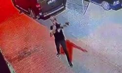 Silahı ateş almayınca panikledi, sonra yeniden ateş açtı: O anlar kamerada