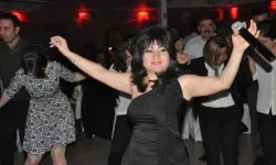 Yerel sanatçı Nergiz Ay yaşamını yitirdi