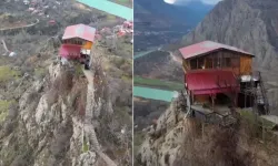 Zirvedeki ev görenleri büyülüyor: 96 basamakla çıkılan evin ilginç hikâyesi