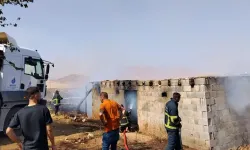 Anız yangını: Yerleşim yerine de sıçradı