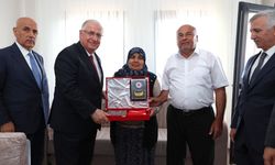 Bakan Güler Kahramanmaraş’ta şehit ailesini ziyaret etti