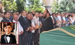 Bisikletiyle bakkala giderken hayatını kaybetti: 11 yaşındaki Alper’in cenaze namazını babası kıldırdı