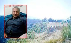 Devrilen traktörünün altında kalıp, öldü; Kaza kamerada