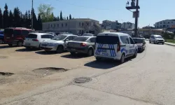 Husumetli olduğu 45 yaşındaki kadını bıçakladı