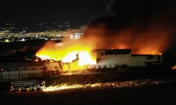 Kahramanmaraş'ta tekstil fabrikasında çıkan yangın kontrol altına alındı