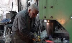 Kahramanmaraş’ta Yaşayan Efsane Usta 70 Yıllık Mesleğini Bırakmıyor