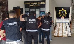 Kahramanmaraş'ta zehir tacirleri yakayı ele verdi: 195 bin 440 hap çıktı