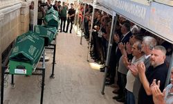 Kahramanmaraş'taki feci yangında ölen 3 kardeş son yolculuğuna uğurlandı