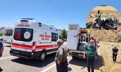 Kamyonet ile motosiklet çarpıştı, 1 ölü