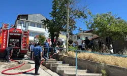 Madde bağımlısı olduğu iddia edilen kişi yaşadığı evi ateşe verip kaçtı