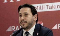 Mustafa Eröğüt Kimdir, Ne İş Yapıyor? Mustafa Eröğüt Kaç Yaşında, Nereli, Hangi Takımlı, Eşi Kim?