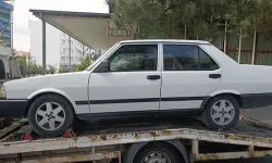 Önünü kestiği araca balta teşhir etti! Aldığı ceza dudak uçuklattı