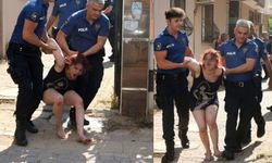 Psikolojik Sorunları Olan Kadın Evini Ateşe Verip Kendini Kilitledi