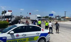 TIR İki Otomobili Biçti: Ceyhan'da Feci Kazada 5 Kişi Yaralandı