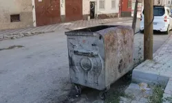 11 Aylık Bebek Çöp Konteynerinin Yanında Bulundu