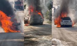 Antalya'da Seyir Halindeki Otomobil Alevlere Teslim Oldu