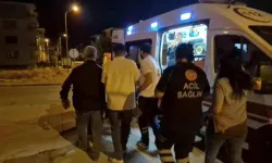 Bunalıma Girdiğini Söyledi, Karnına Bıçağı Sapladı