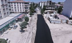 Kahramanmaraş Elbistan'da Söğütlü Caddesi baştan sona yenileniyor