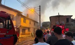 Evde çıkan yangında hayatını kaybetti