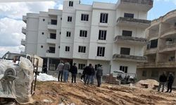 İnşaattan düşen sıva ustası, hastanede öldü