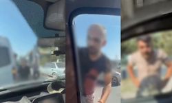 Kahramanmaraş'ta Trafikte Önünü Kestikleri Aracın Kapısına Dayandılar!