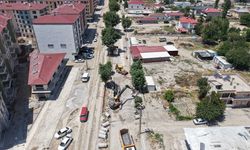 KASKİ Elbistan Malatya Caddesi'nde altyapıyı yeniliyor