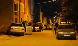 Komşu iki aile arasında kavga: 1’i polis 11 yaralı
