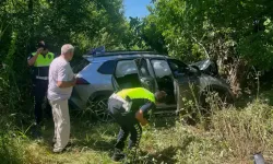 Lastiği Patlayan Cip Şarampole Uçtu! 3 Kişi Yaralandı