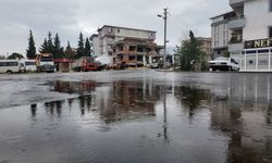 Meteoroloji Uyarmıştı! Kahramanmaraş'ta Sağanak Yağış Başladı