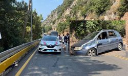Muğla'da feci kaza: Otomobilden yola fırlayan Emircan hayatını kaybett