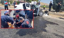 Otomobil yolcu minibüsüne arkadan çarptı: 12 yaralı