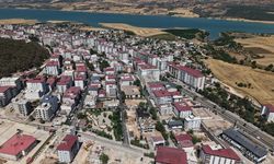 Pazarcık’ta yol yenileme çalışmaları tüm hızıyla devam ediyor