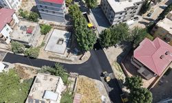 Kahramanmaraş Dulkadiroğlu'nda 100. Yıl Caddesi sıcak asfaltla yenileniyor