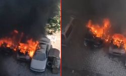 Site bahçesindeki 3 otomobil alev alev yandı