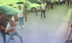 Taksici ile duraktaki şoförler arasında bıçaklı kavga: 2 yaralı