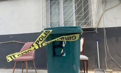 Tartıştığı eşini boğazından bıçakladı, başına çekiçle vurup kaçtı!
