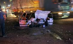 Tofaş, kağıt gibi ezildi: 1 ölü, 3 yaralı
