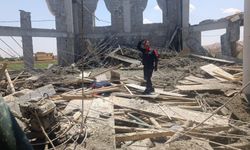 Yapımı Süren Cami İnşaatı Çöktü: 3 İşçi Hastaneye Kaldırıldı