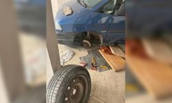1,5 tonluk otomobilin altında kalıp, ağır yaralandı
