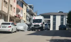 50 yaşındaki adam evinde kanlar içinde ölü bulundu